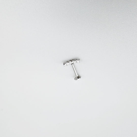 CURVED EARRING WITH TRANSPARENT ZIRCONIAS