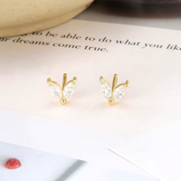 SMALL TEARDROP DIAMOND EARRING