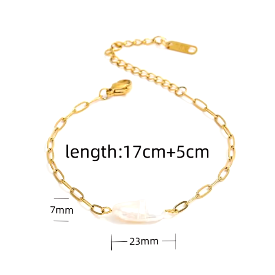 18K GOLD LINK BRACELET WITH FRESHWATER PEARL CENTERPIECE