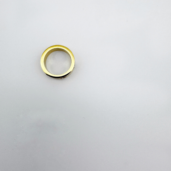 THICK GOLD RING WITH ZIRCONS