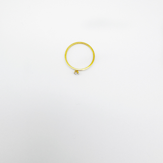 RING WITH CUBIC ZIRCONIAS