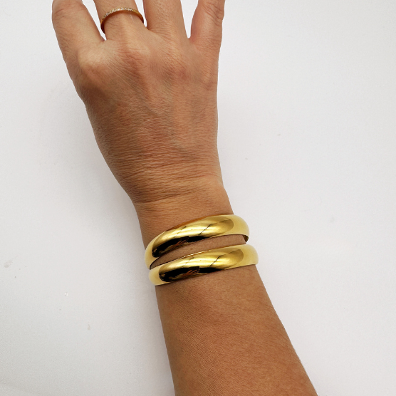 DOUBLE BAND GOLD-PLATED CUFF BRACELET