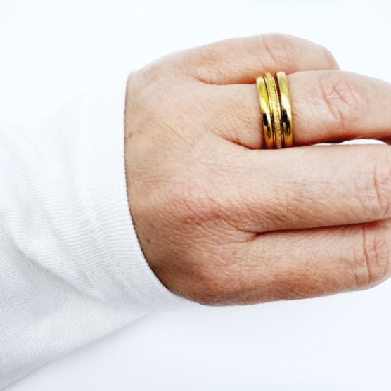 Anillo oro 18k (556x556)